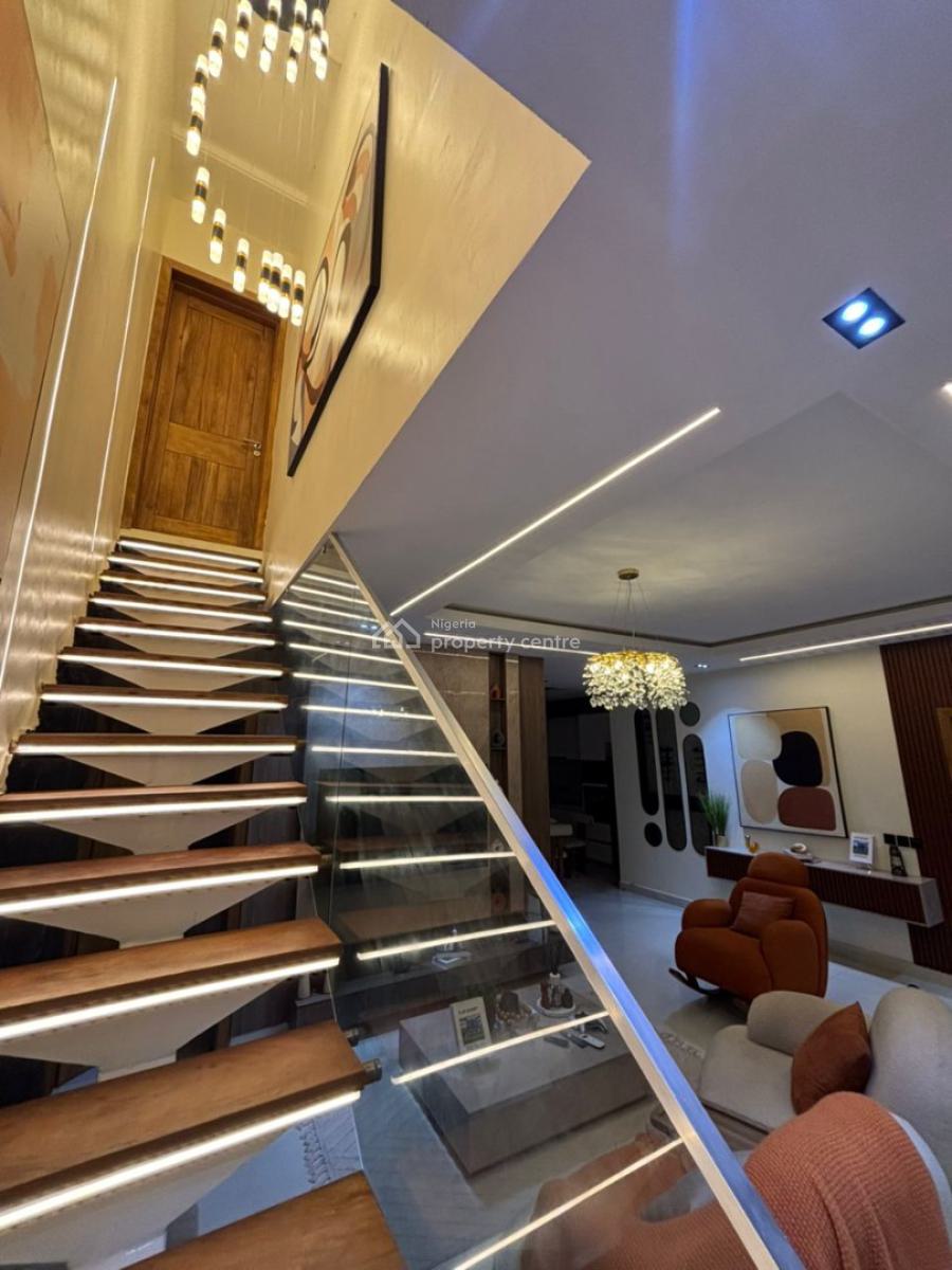 Luxury Fully Furnished Two Bedroom Maisonette, Lekki Phase 1, Lekki, Lagos, Flat / Apartment Short Let