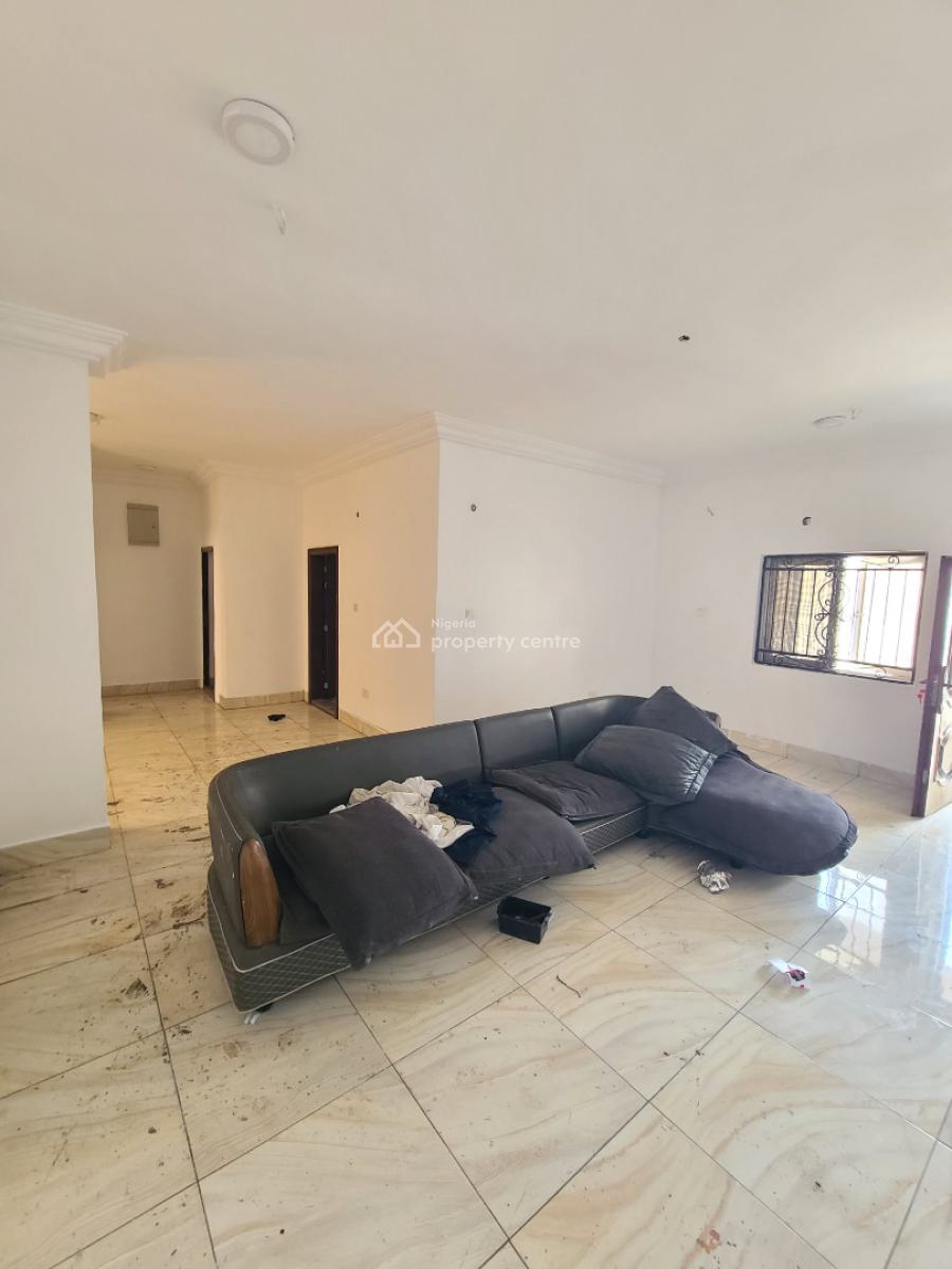 Newly Renovated 3 Bedroom Flat_ Upstairs, Agungi Estate, Agungi, Lekki, Lagos, Flat / Apartment for Rent