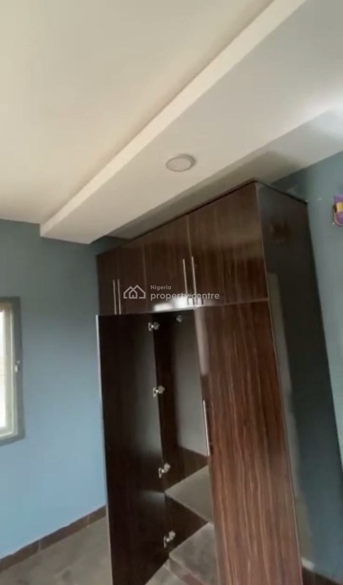 Spacious Standard 2 Bedroom Apartment Upstairs, Kubwa, Abuja, Flat / Apartment for Rent