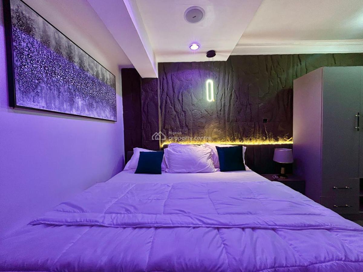 Good Morning   My 3bed in Lekki with Ps 5, Snooker Board , Swimming, Lekki Phase 1, Lekki, Lagos, Flat / Apartment Short Let