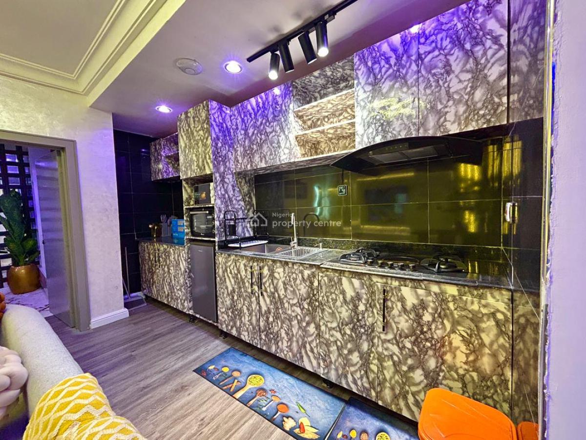 Good Morning   My 3bed in Lekki with Ps 5, Snooker Board , Swimming, Lekki Phase 1, Lekki, Lagos, Flat / Apartment Short Let