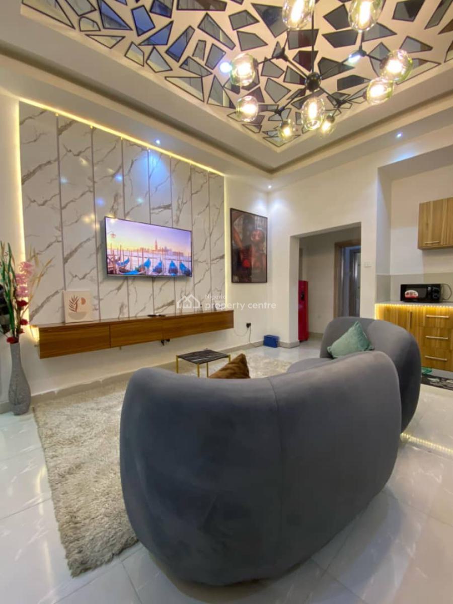 Good Morning   My 1bed in Lekki with Ps 5, Snooker Board , Swimming, Lekki Phase 1, Lekki, Lagos, Flat / Apartment Short Let