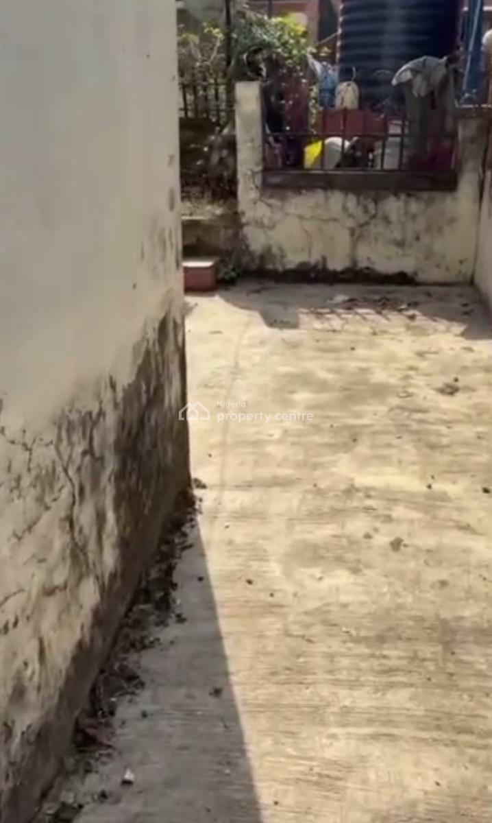 Well Built, Standard Spacious 3 Bedroom Corner Pieces, Kubwa, Abuja, Flat / Apartment for Sale