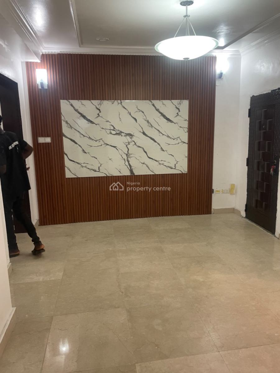 Very Spacious and Beautiful 1 Bedroom & Parlour with an Additional Lau, Off Admiralty Way, Lekki Phase 1, Lekki, Lagos, Mini Flat (room and Parlour) for Rent