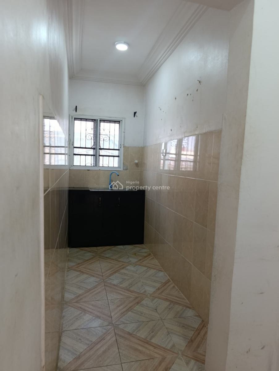 Decent Mini Flat Upstairs, Pedro Shomolu, Pedro, Gbagada, Lagos, Mini Flat (room and Parlour) for Rent
