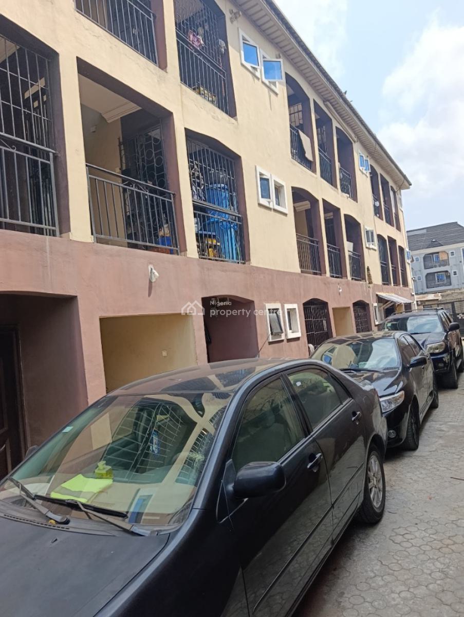 Decent Mini Flat Upstairs, Pedro Shomolu, Pedro, Gbagada, Lagos, Mini Flat (room and Parlour) for Rent