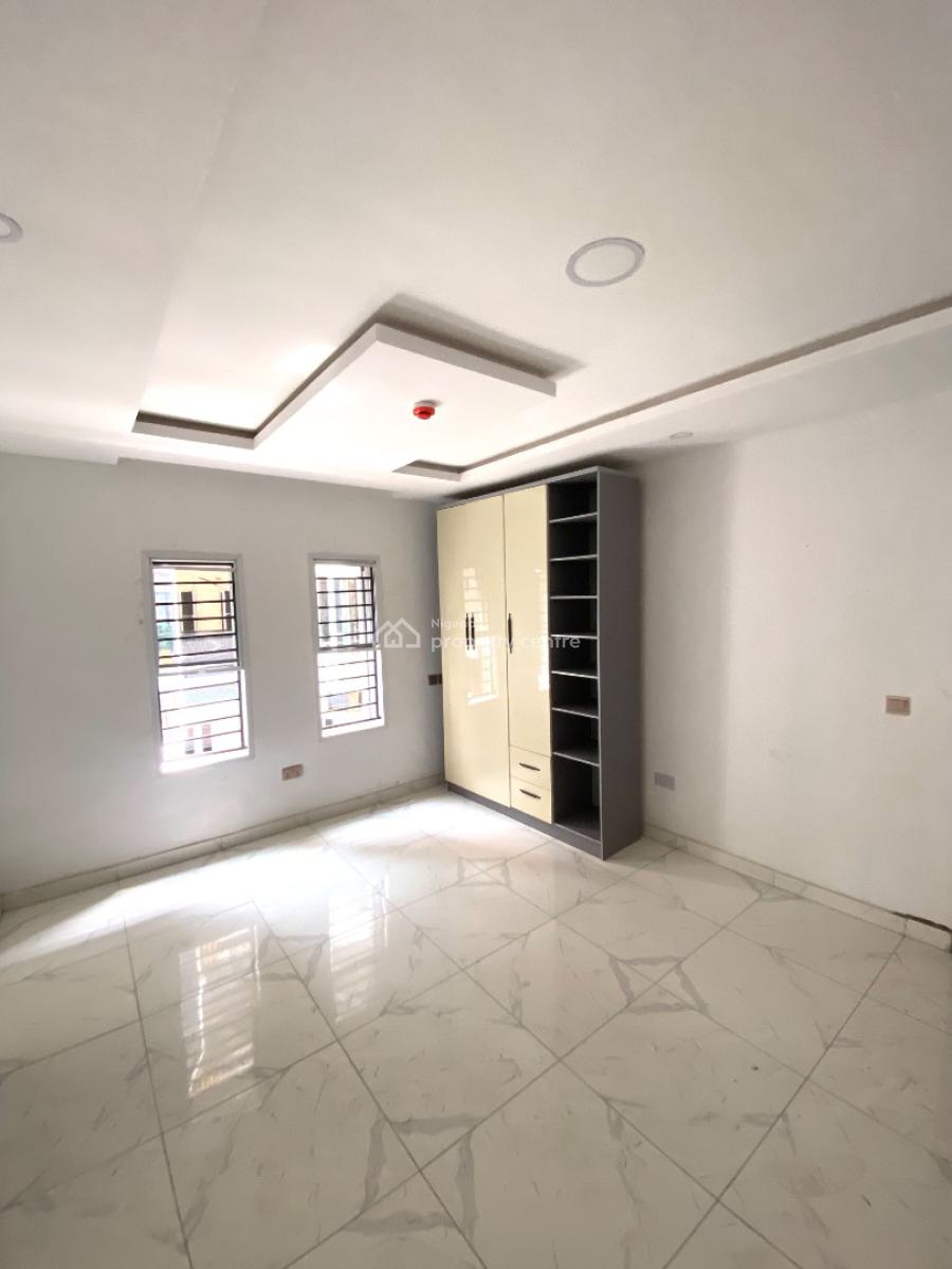 Newly Built 2 Bed Apartment, Lekki Phase1, Lekki Phase 1, Lekki, Lagos, Flat / Apartment for Sale