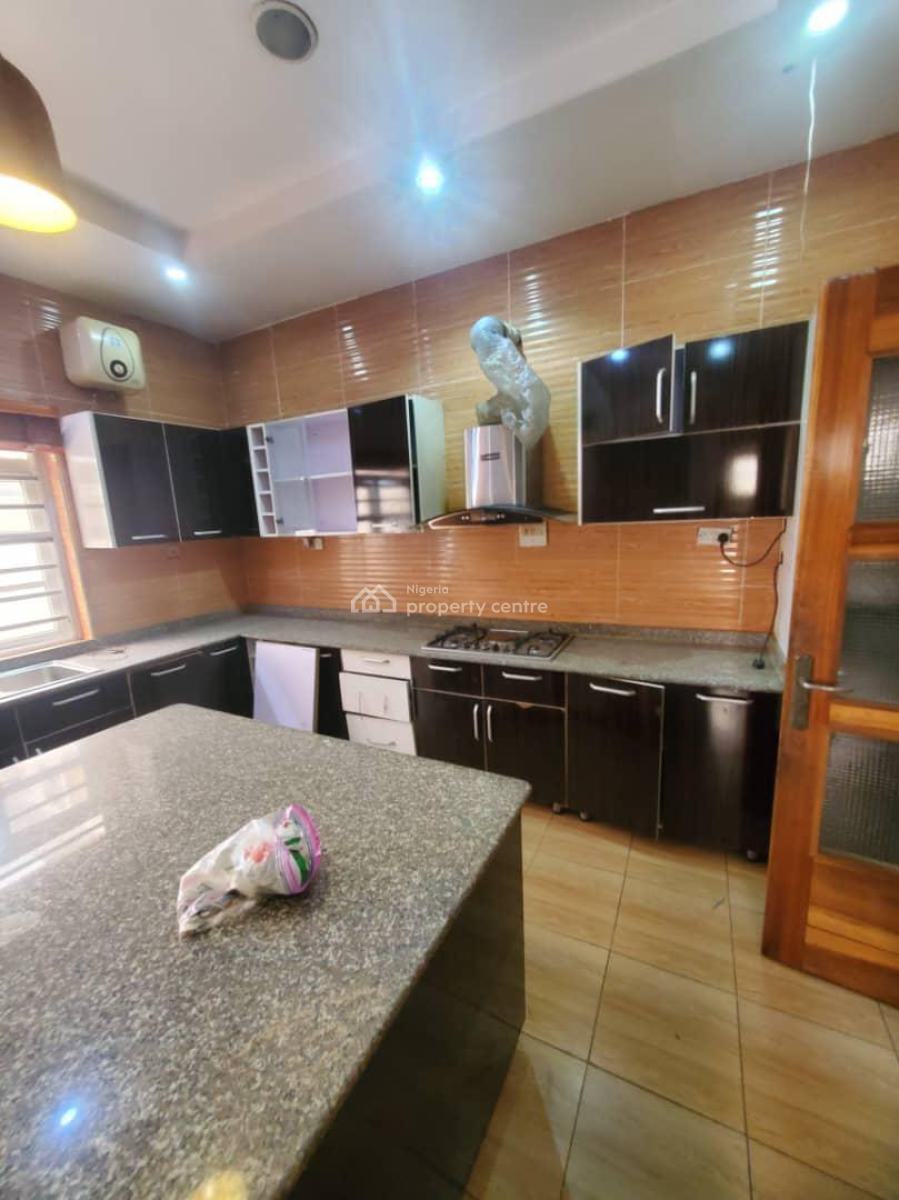 Shared Apartment Available in Agungi, It Comes with a Pe, Agungi, Agungi, Lekki, Lagos, Self Contain (single Rooms) for Rent