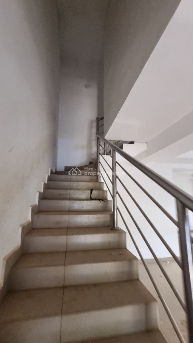 Excellent Spacious 3 Bedroom Duplex with Bq, By Sahara 4, Lokogoma District, Abuja, Semi-detached Duplex for Rent