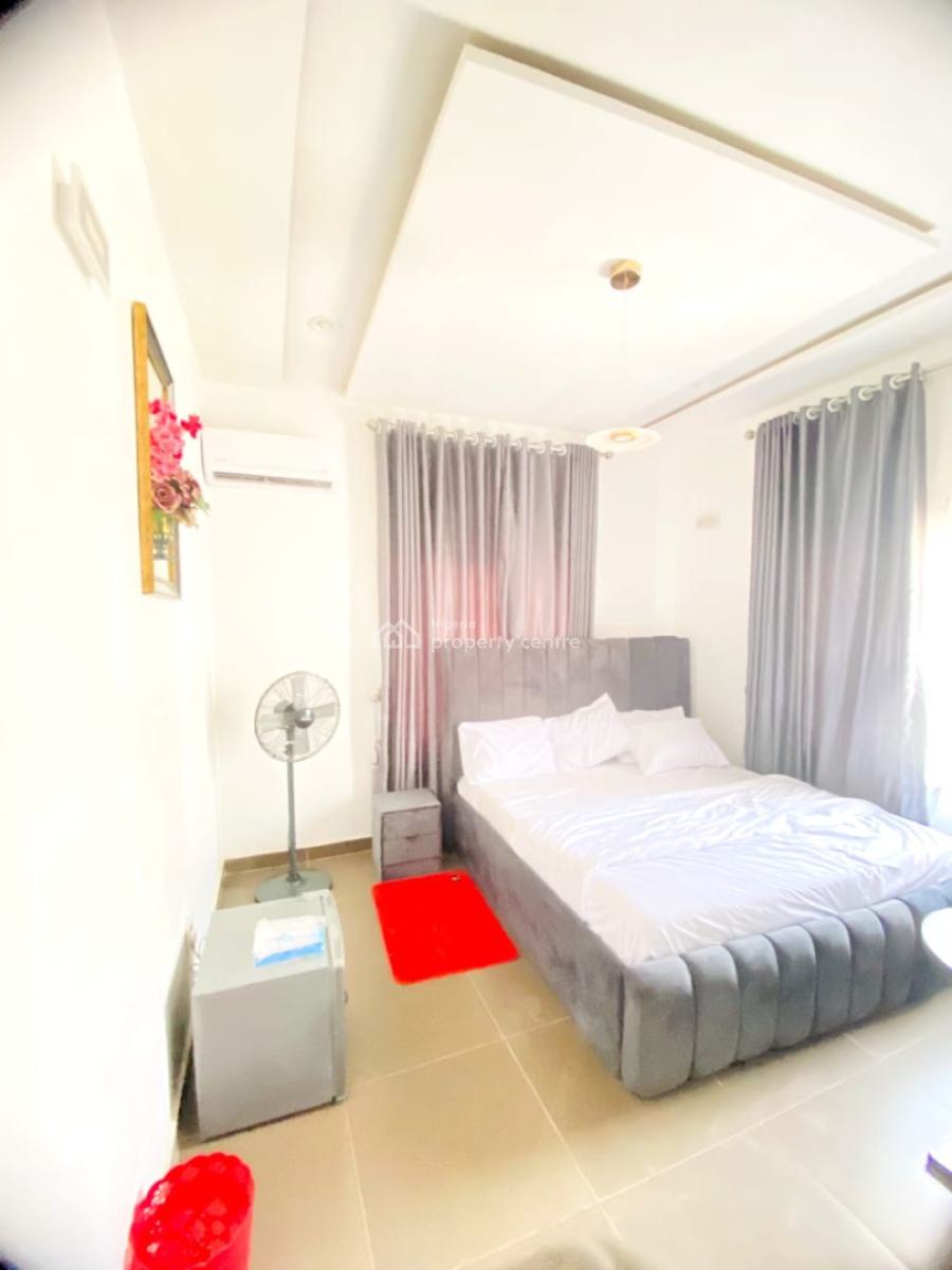 Excellent Spacious 3 Bedroom Furnished Apartment, By The Express, Galadimawa, Abuja, Flat / Apartment for Rent