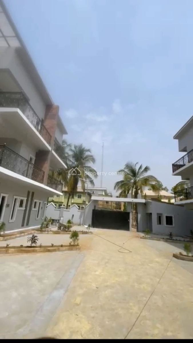 Luxurious Five Bedrood Semi- Detached Terrace with Bq, Zone 3, Abuja., Zone 3, Wuse, Abuja, Semi-detached Duplex for Sale