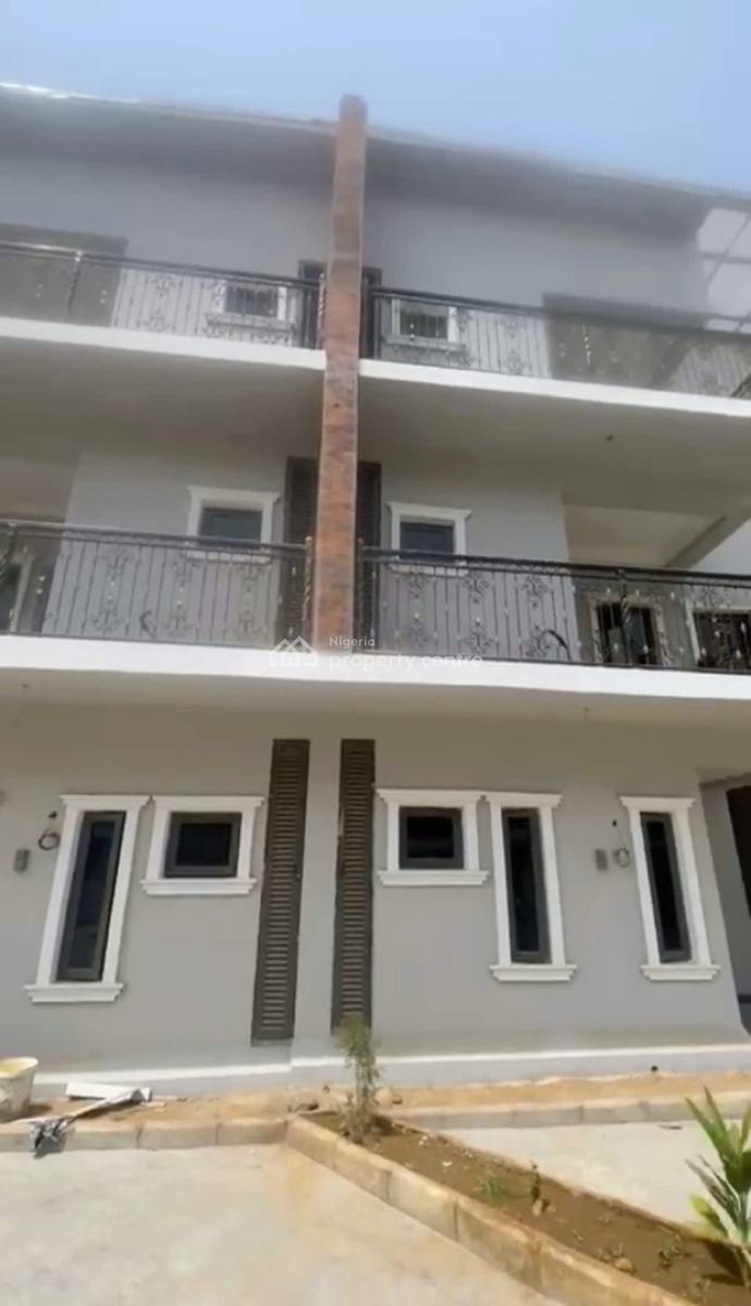 Luxurious Five Bedrood Semi- Detached Terrace with Bq, Zone 3, Abuja., Zone 3, Wuse, Abuja, Semi-detached Duplex for Sale