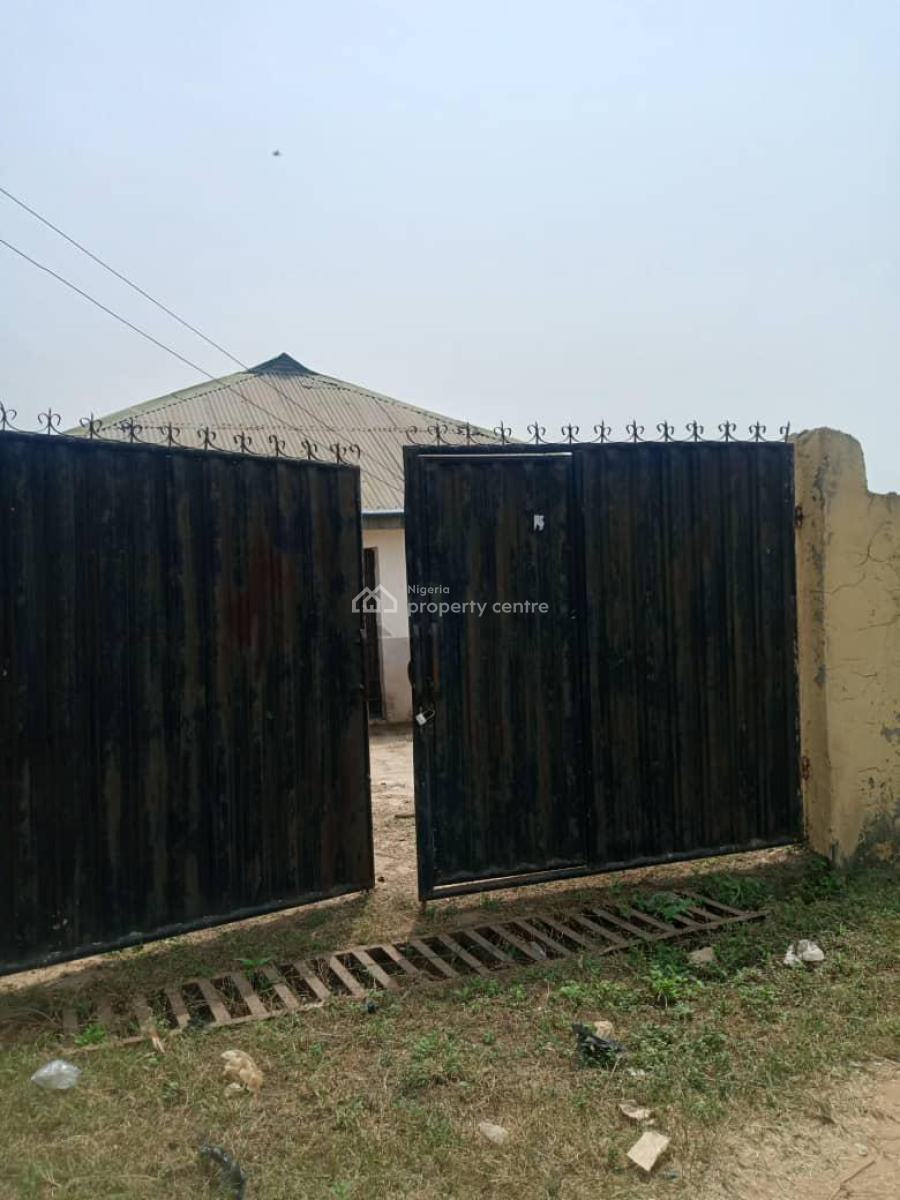 Pure Water Factory, Igbooloyin, Ojoo, Ibadan, Oyo, Factory for Sale