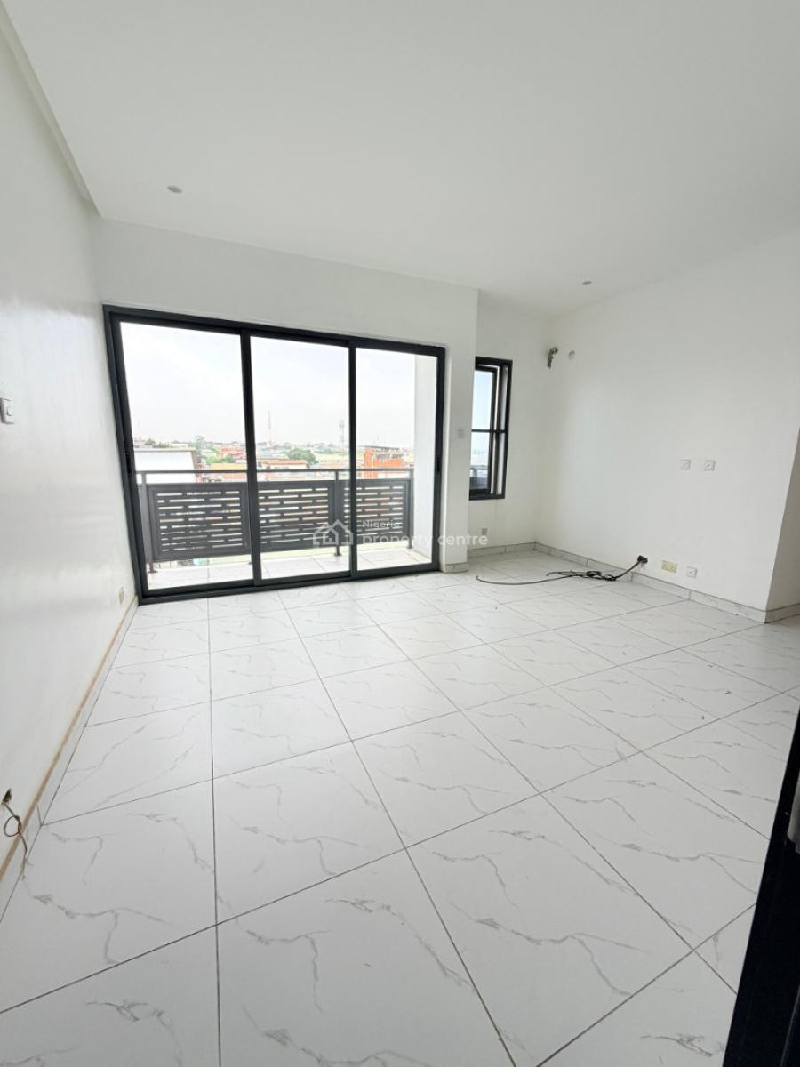 Exquisitely Built 4 Bedroom  Terrace Duplex with Bq in a Prime Locatio, Obanikoro, Obanikoro, Shomolu, Lagos, Terraced Duplex for Sale