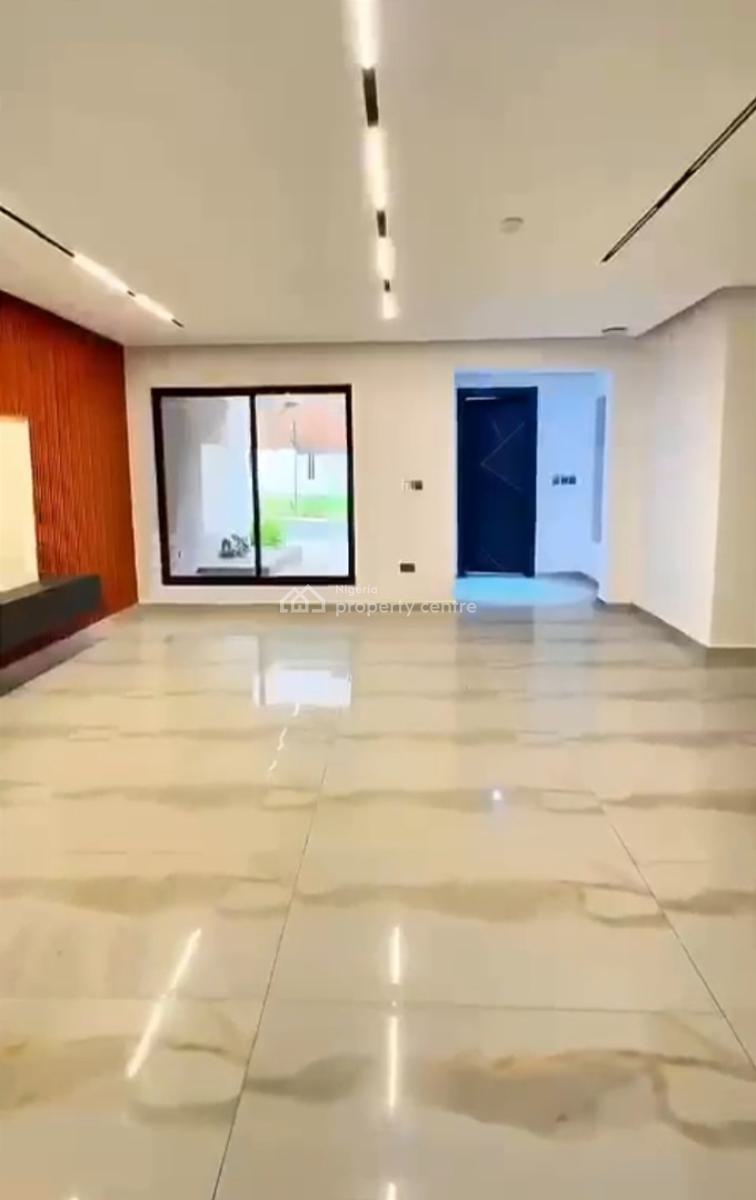 4bedrooms Terrace Duplex, in an Mini Estate, Guzape District, Abuja, Terraced Duplex for Rent