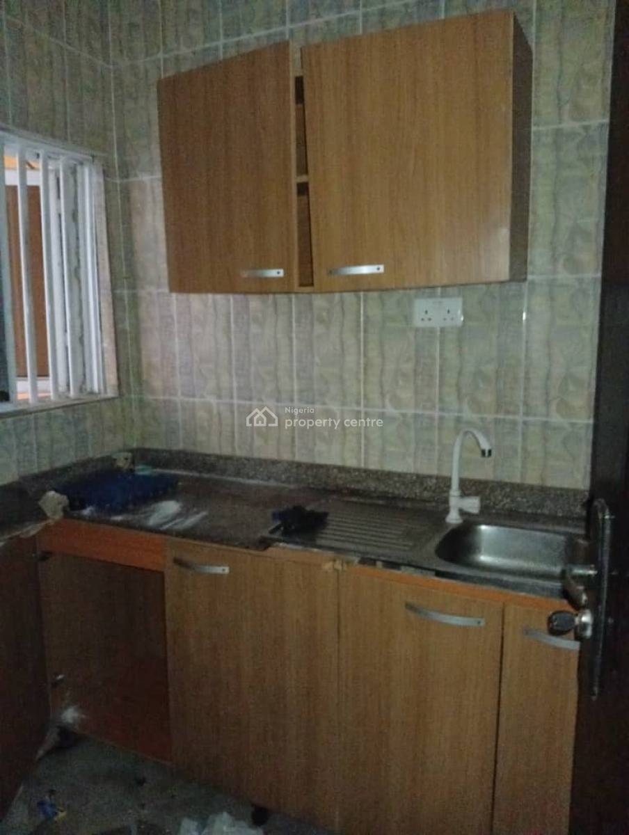 Beautiful Luxurious Juicy Miniflat at Ajah Ilaje Off Mobil Road, By Pedrisi School Moba Ajah Ilaje Off Mobil Road, Ajah, Lagos, Mini Flat (room and Parlour) for Rent