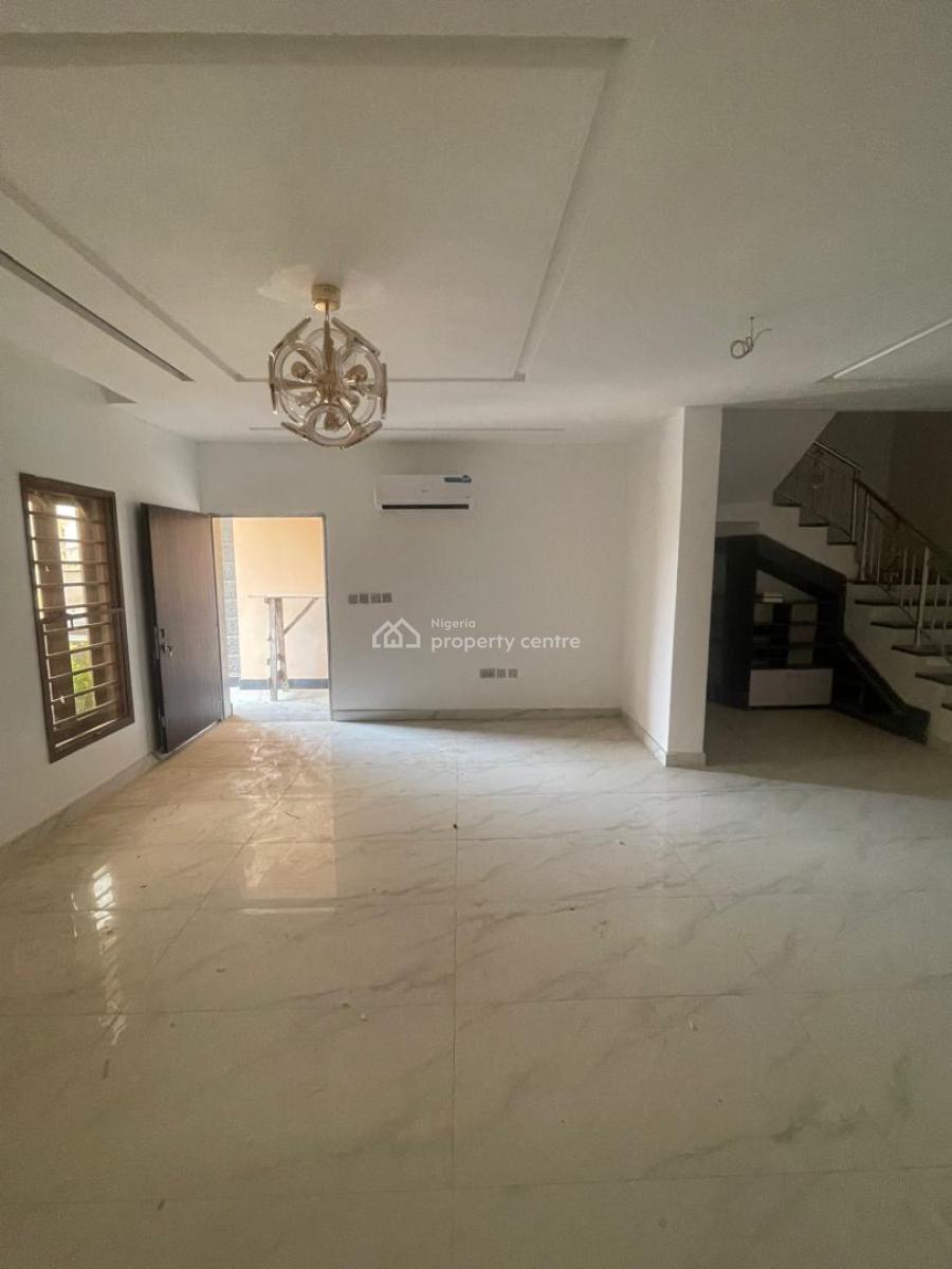 Newly Built Spacious 4 Bedrooms Terraced Duplex with Bq, Jahi, Abuja, Terraced Duplex for Rent