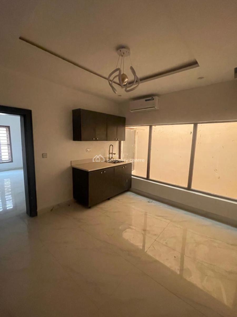 Newly Built Spacious 4 Bedrooms Terraced Duplex with Bq, Jahi, Abuja, Terraced Duplex for Rent