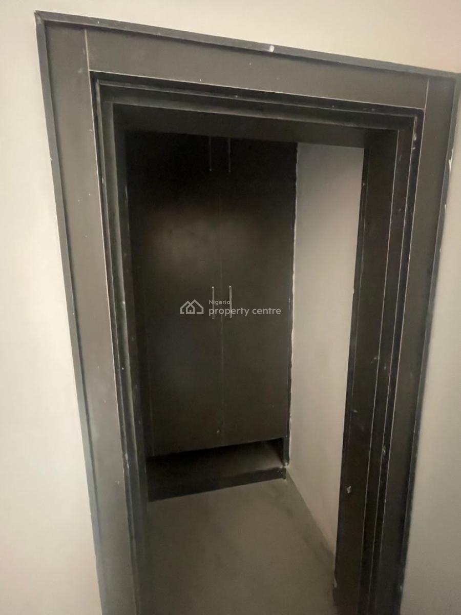 Newly Built Spacious 4 Bedrooms Terraced Duplex with Bq, Jahi, Abuja, Terraced Duplex for Rent