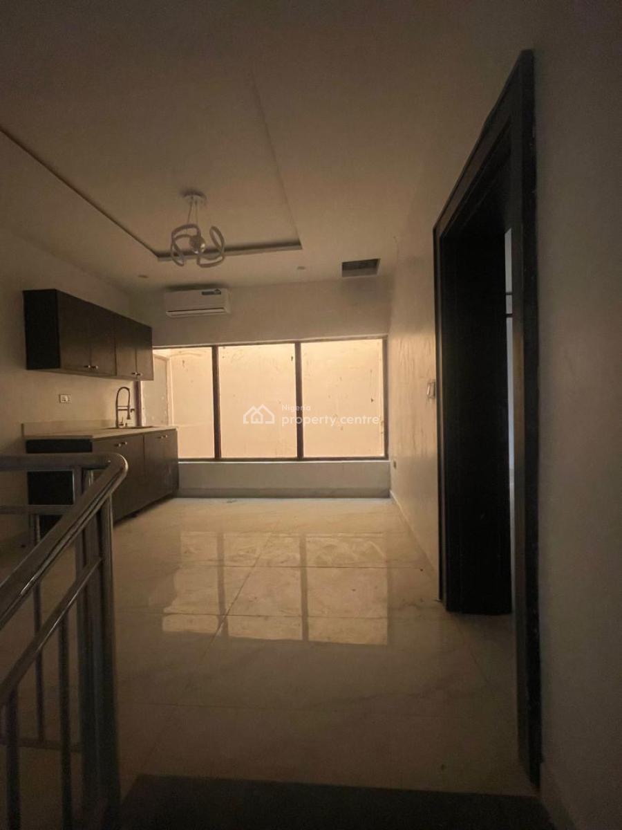 Newly Built Spacious 4 Bedrooms Terraced Duplex with Bq, Jahi, Abuja, Terraced Duplex for Rent