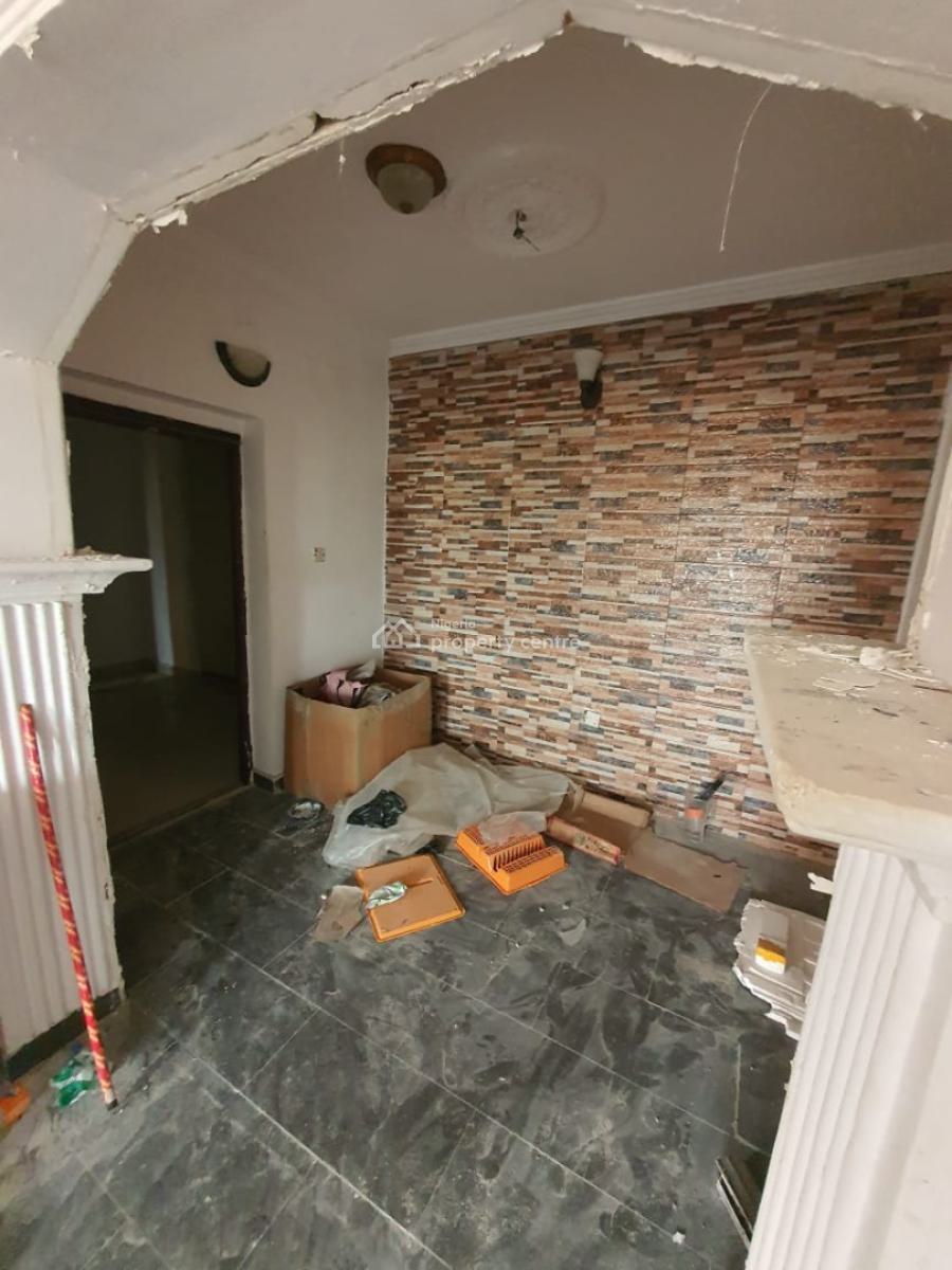 Massive Mini Flat with Closed Kitchen, New Road/ Igboefon, Igbo Efon, Lekki, Lagos, Mini Flat (room and Parlour) for Rent