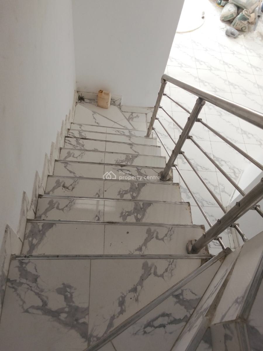 4 Bedroom Semi Detached Duplex, Gate Way Zone, Magodo, Lagos, Semi-detached Duplex for Sale