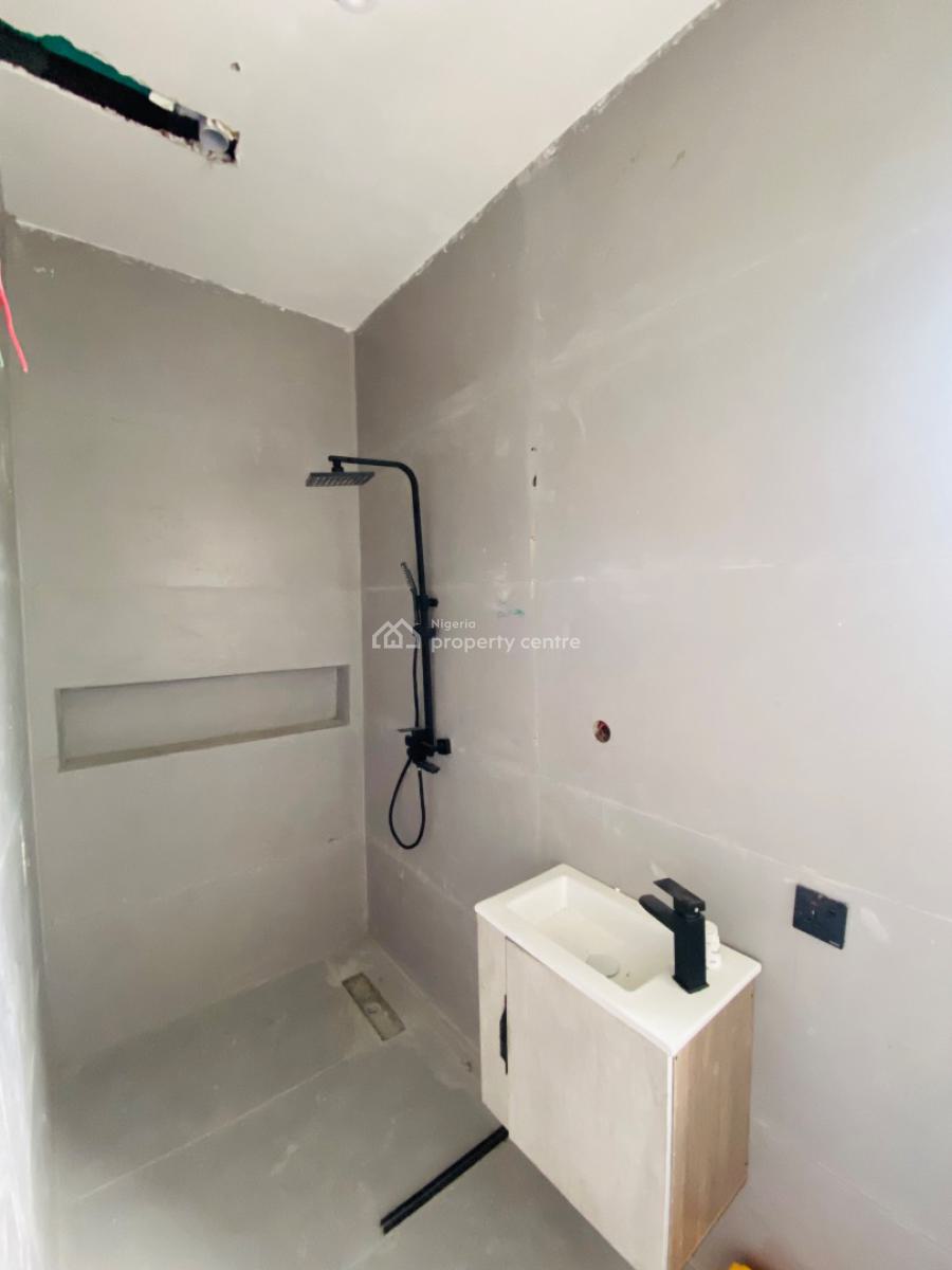 Newly Built 2 Bed Maisonette, Lekki Phase1, Lekki Phase 1, Lekki, Lagos, Block of Flats for Sale