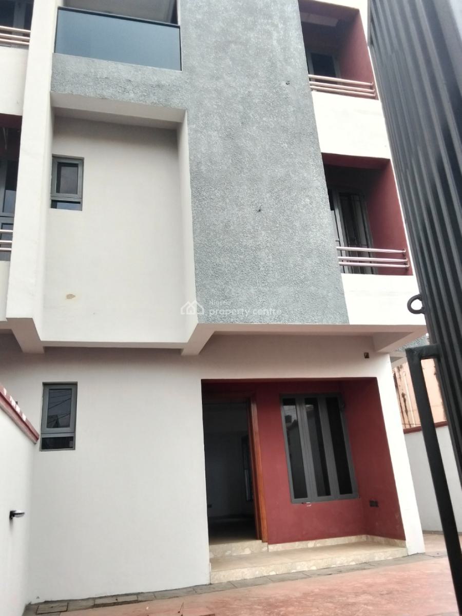 4 Bedroom Semi Detached Duplex with Bq, Gra Phase 1, Magodo, Lagos, House for Sale