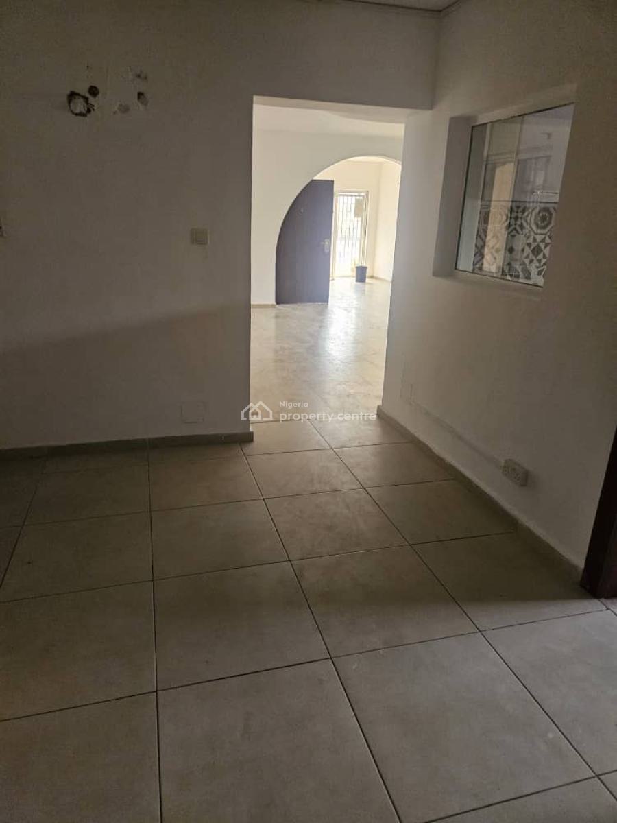 Serviced 2 Bedroom Flat with Bq Ensuite, Swimming Pool, Victoria Island (vi), Lagos, Flat / Apartment for Rent