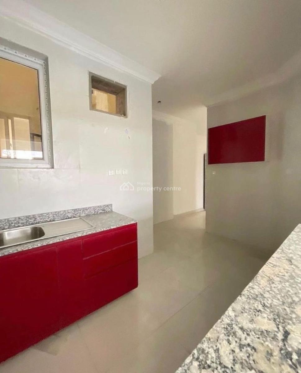 Elegant 3-bedroom Apartment in a Secure Gated Estate, Osapa, Lekki, Lagos, Flat / Apartment for Sale