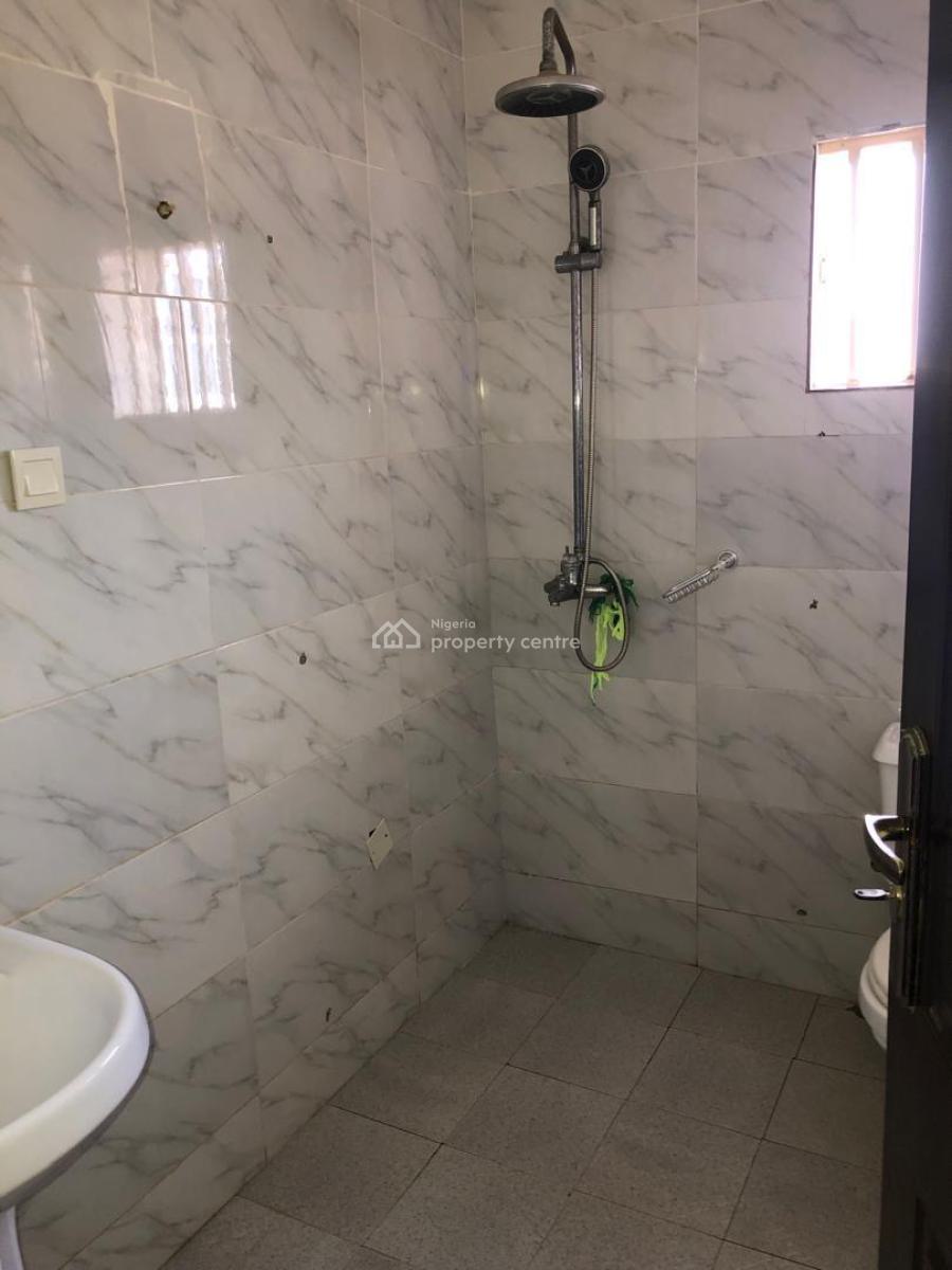 Luxury Selfcon for Working Class Lady Upstairs, Lbs Working-class Lady, Sangotedo, Ajah, Lagos, Self Contain (single Rooms) for Rent