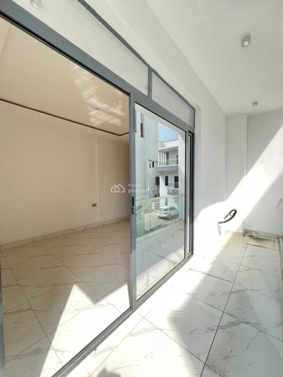 Contemporary 2 Bedroom Apartment Suitable for Investment in Lekki Phas, Lekki Phase 1, Lekki, Lagos, Flat / Apartment for Sale