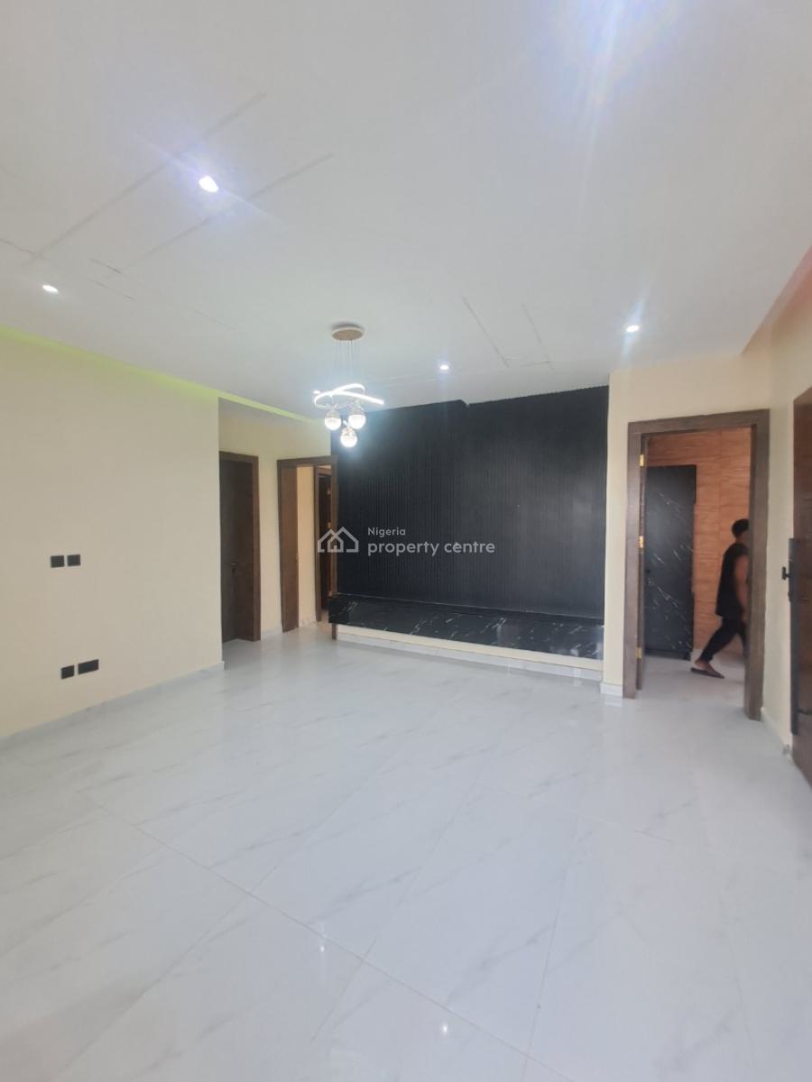 Newly Built 2 Bedroom Apartment with Elevator, Lekki Phase 1, Lekki, Lagos, Flat / Apartment for Sale