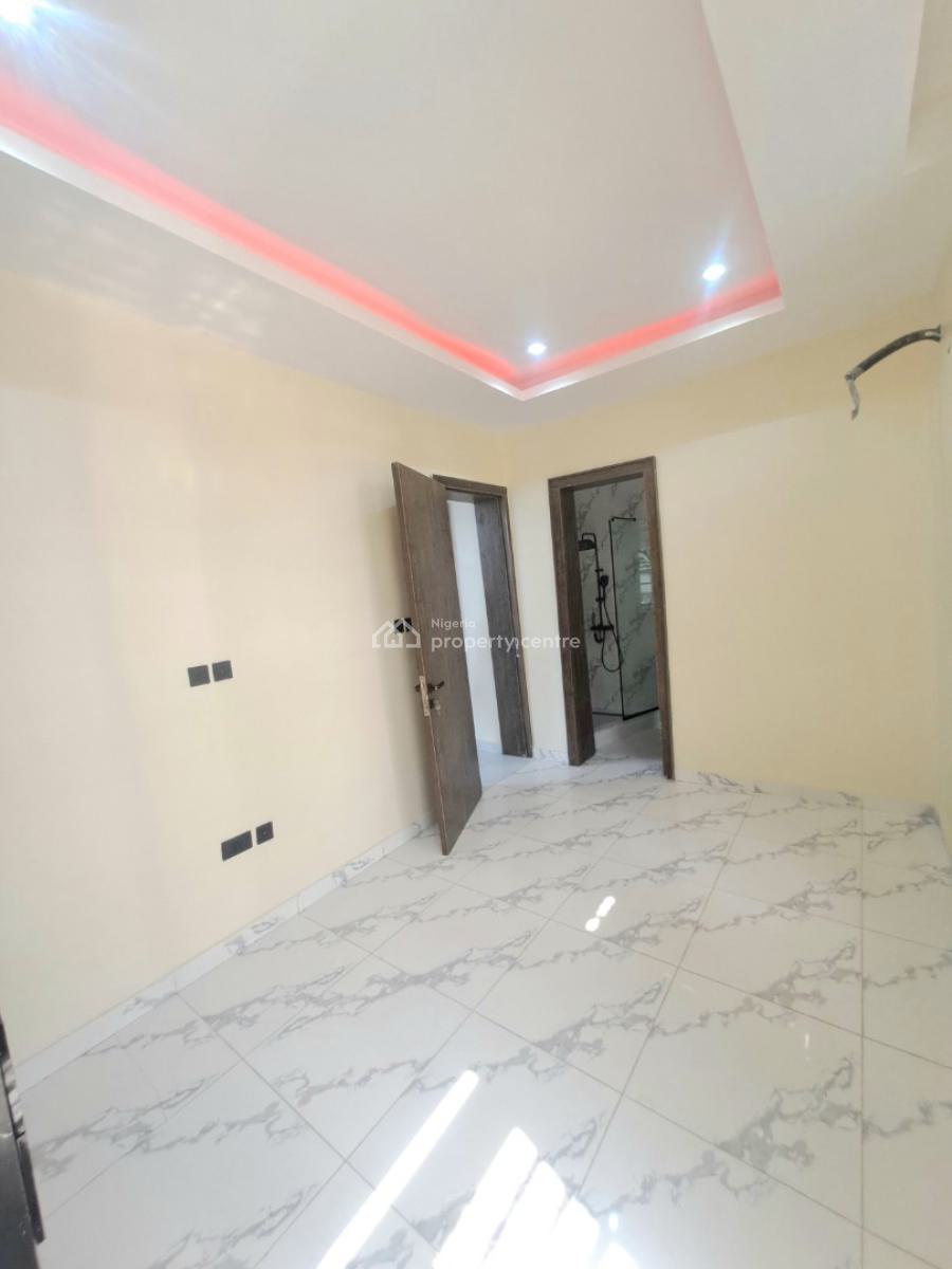 Newly Built 2 Bedroom Apartment with Elevator, Lekki Phase 1, Lekki, Lagos, Flat / Apartment for Sale
