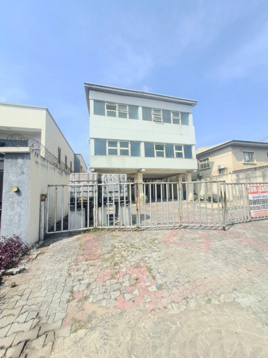 Well Built Detached of 400 Square Metre for Commercial, Lekki Phase 1, Lekki, Lagos, Office Space for Rent