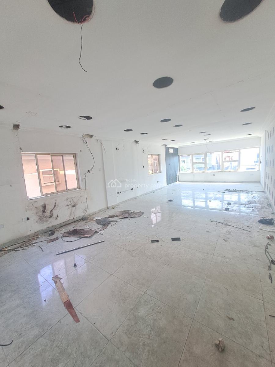 Well Built Detached of 400 Square Metre for Commercial, Lekki Phase 1, Lekki, Lagos, Office Space for Rent