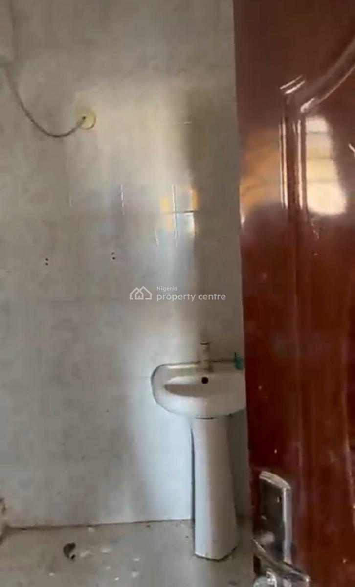 Renovated Upstairs Mini Flat @ Igbo Efon { Video }, Igbo Efon, Lekki, Lagos, Mini Flat (room and Parlour) for Rent
