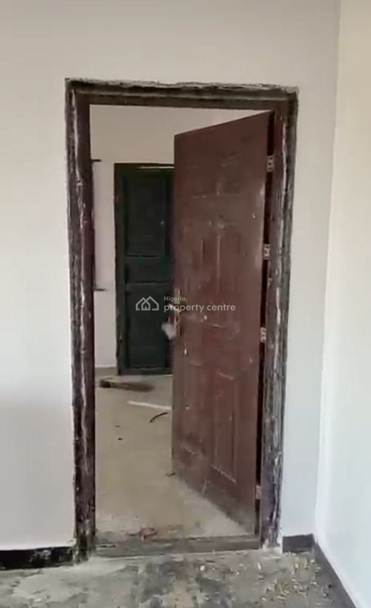 Renovated Upstairs Mini Flat @ Igbo Efon { Video }, Igbo Efon, Lekki, Lagos, Mini Flat (room and Parlour) for Rent