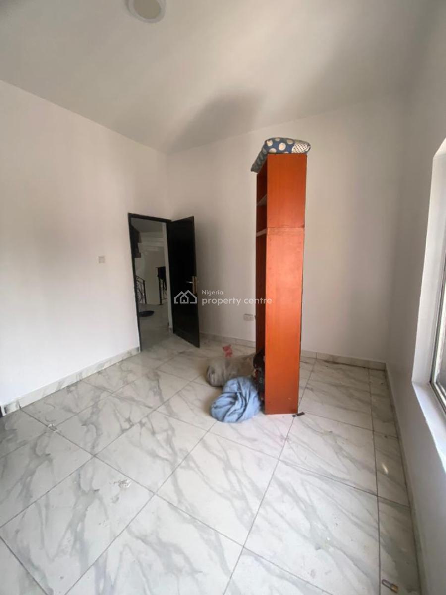 Luxury 5 Bedroom Terrace Duplex, Osapa, Lekki, Lagos, Terraced Duplex for Sale