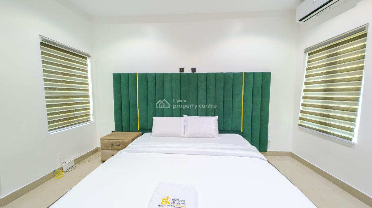 Beautiful 3 Bedroom Apartment, Ikoyi, Lagos, Flat / Apartment Short Let