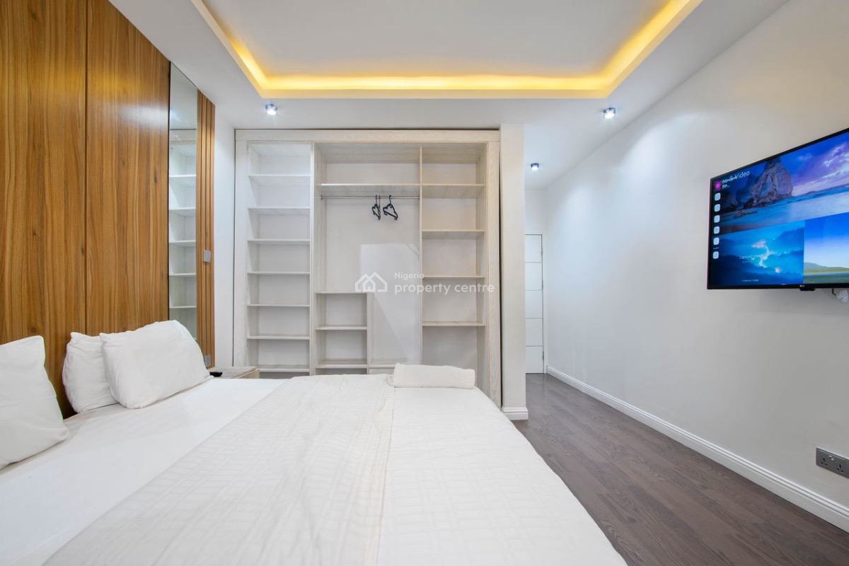 Luxury 3 Bedroom Apartment, Lekki Phase 1, Lekki, Lagos, Flat / Apartment Short Let