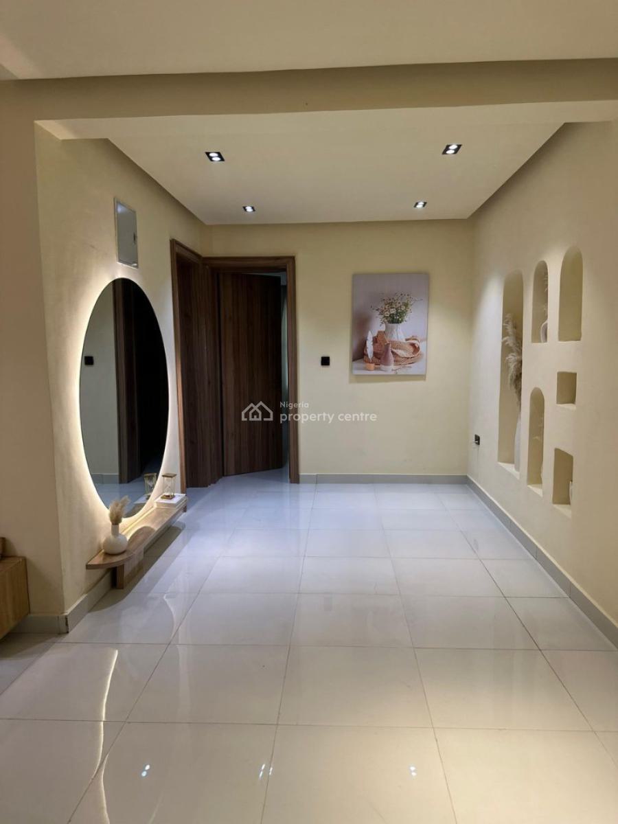 Beautiful 2 Bedroom Apartment, Freedom Way, Lekki Phase 1, Lekki, Lagos, Flat / Apartment Short Let