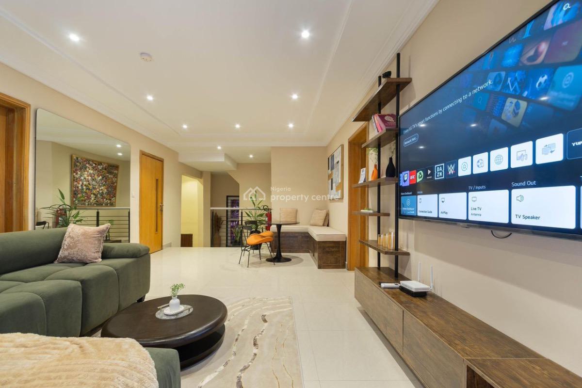 Luxury 2 Bedroom Apartment, Lekki Phase 1, Lekki, Lagos, Flat / Apartment Short Let