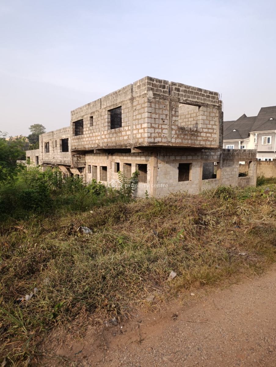 5 Units of 4 Bedroom Terraces on 3000sqm of Land, Alalubosa Gra, Alalubosa, Ibadan, Oyo, Terraced Duplex for Sale