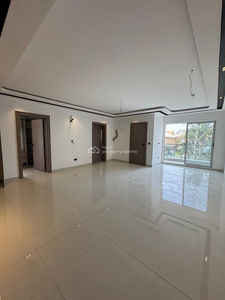 Sophisticated 2 Bedroom Apartment with Elevator, Pool, Gym, a Well Designed Epitome for Modern Living Perfect for Shortlet/airbnb, Lekki Phase 1, Lekki, Lagos, Flat / Apartment for Sale