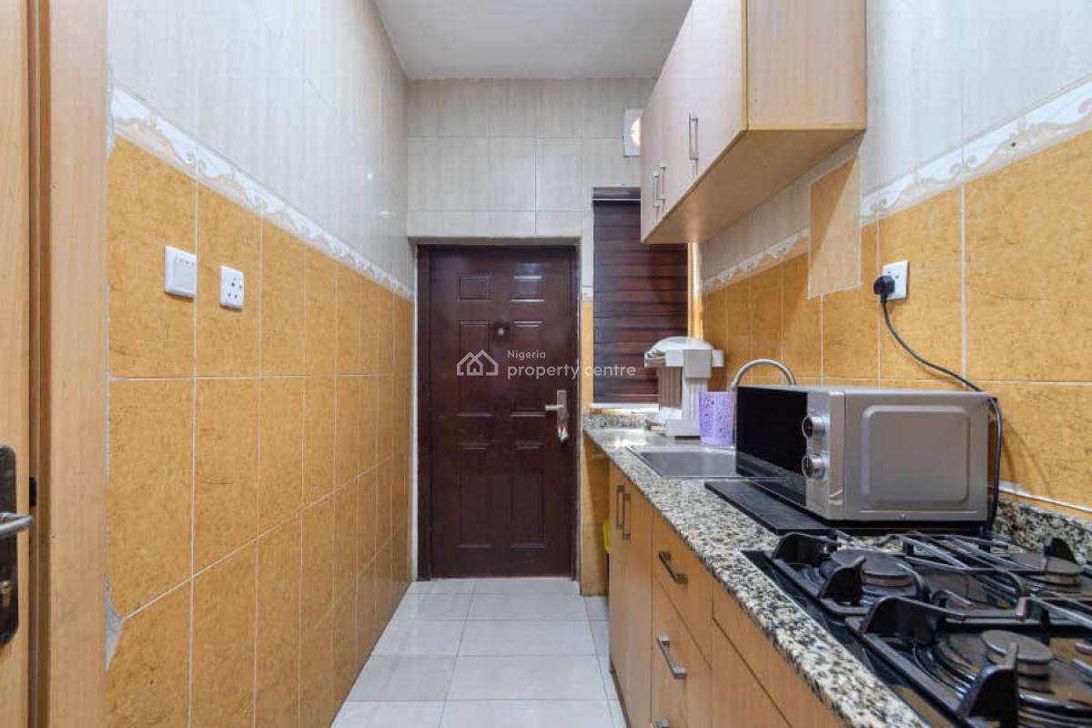 Cozy One Bedroom Apartment with Pool, Simeon Akinlonu, Oniru, Victoria Island (vi), Lagos, Flat / Apartment Short Let