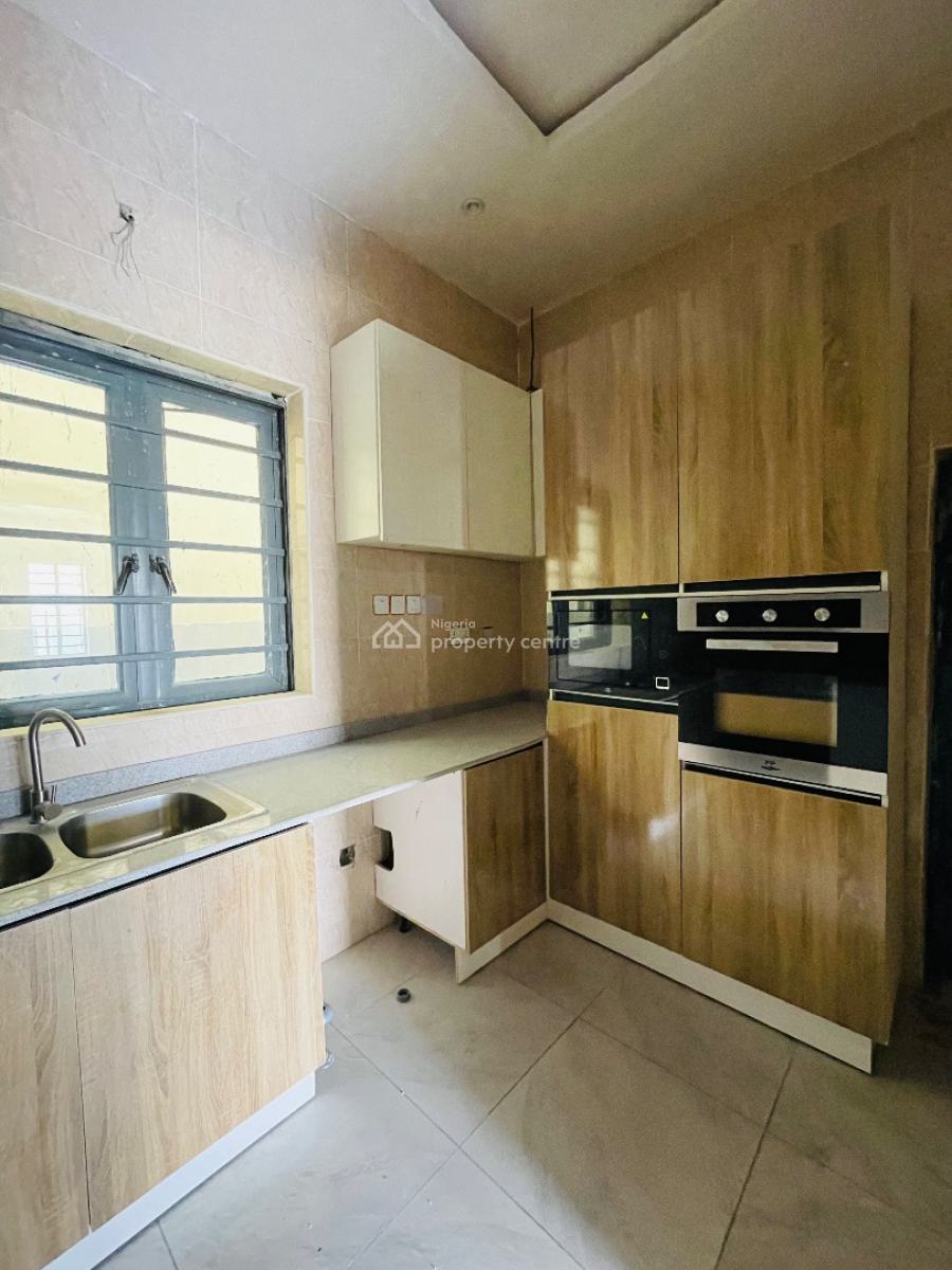 Self Compound 4 Bedroom Duplex with Bq, Orchid Road, Lekki, Lagos, Detached Duplex for Sale