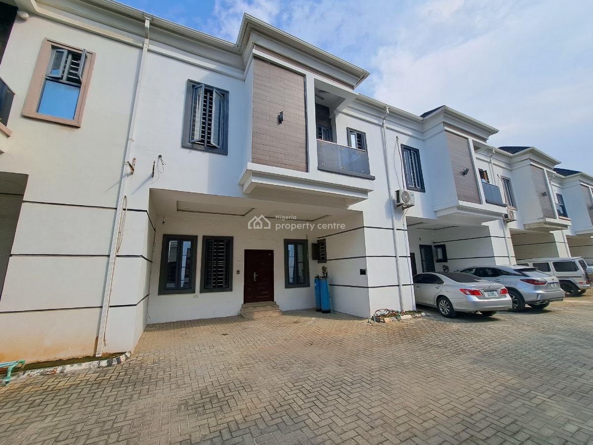 Spacious & Serviced 4 Bedroom Terraced Duplex with Playground, Ikota Villa Gra, Ikota, Lekki, Lagos, Terraced Duplex for Rent