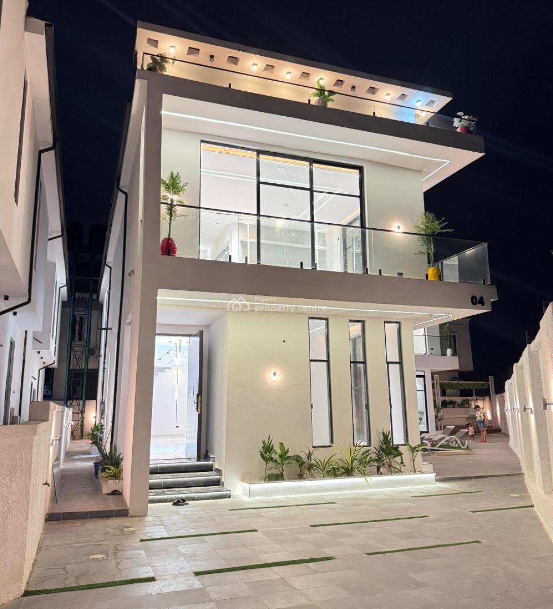 Magnificent 5  Beds with a Private Pool,gym & Cinema., Chevron Drive, Lekki, Lagos, Detached Duplex for Sale