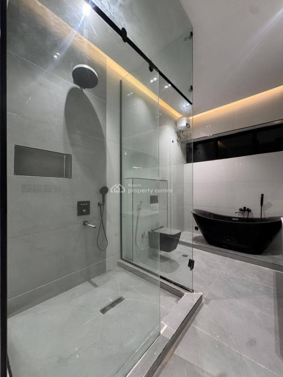 Magnificent 5  Beds with a Private Pool,gym & Cinema., Chevron Drive, Lekki, Lagos, Detached Duplex for Sale